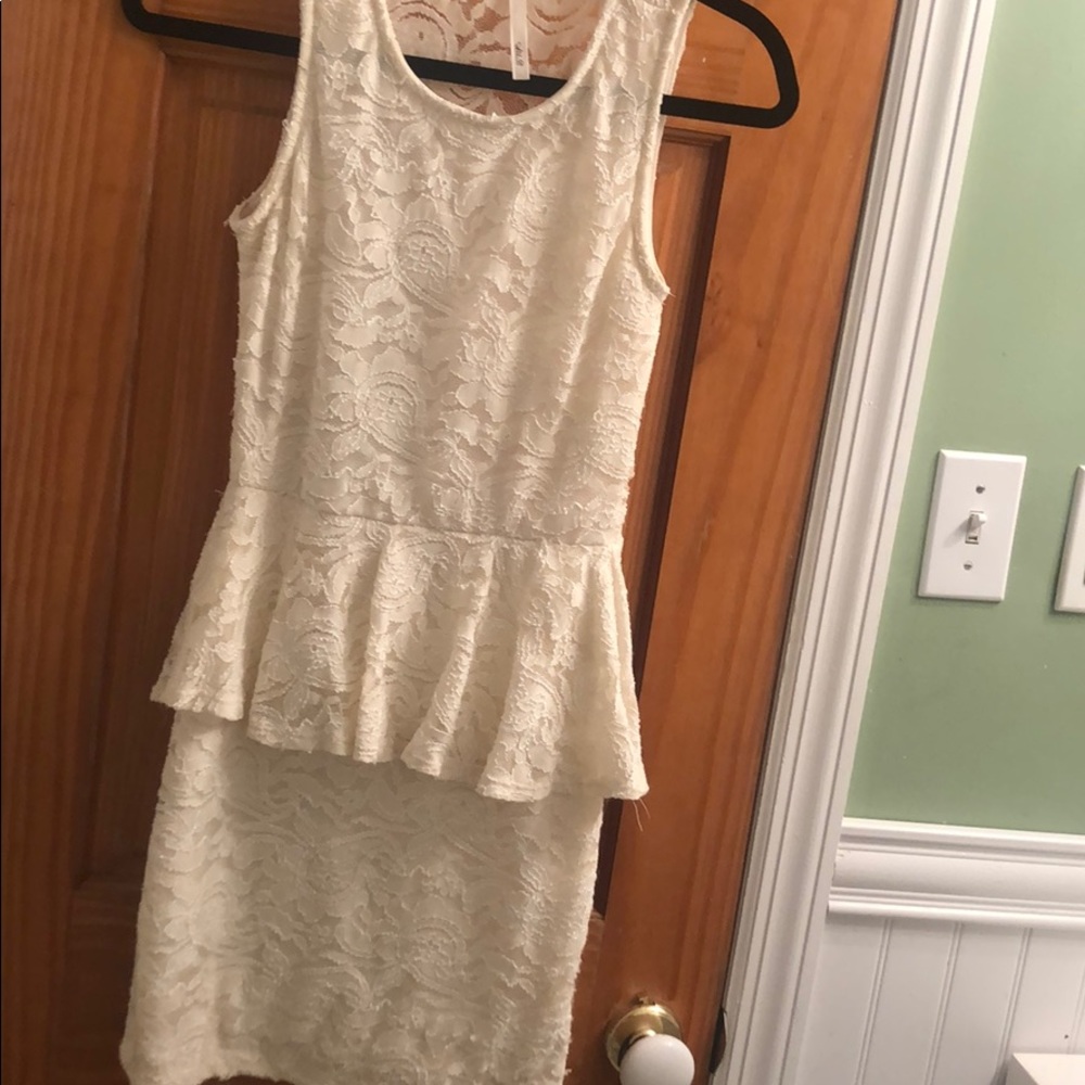 Women’s dress